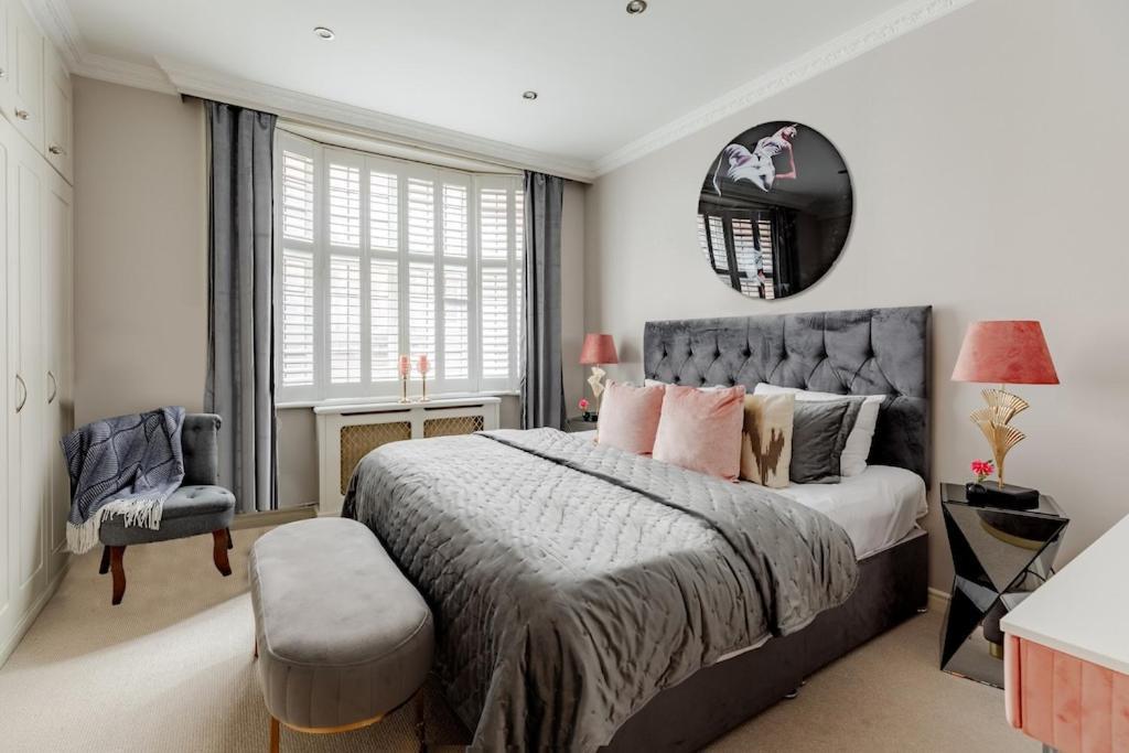 Revamped & Luxxe For Covent Garden Lovers! Adorable For Families & Friends Londra