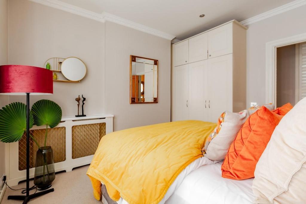 Revamped & Luxxe For Covent Garden Lovers! Adorable For Families & Friends Appartamento