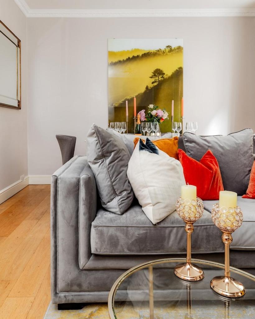 Revamped & Luxxe For Covent Garden Lovers! Adorable For Families & Friends Appartamento