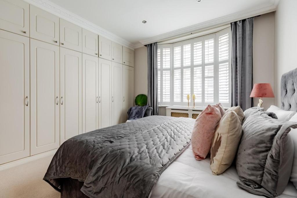 Revamped & Luxxe For Covent Garden Lovers! Adorable For Families & Friends Londra